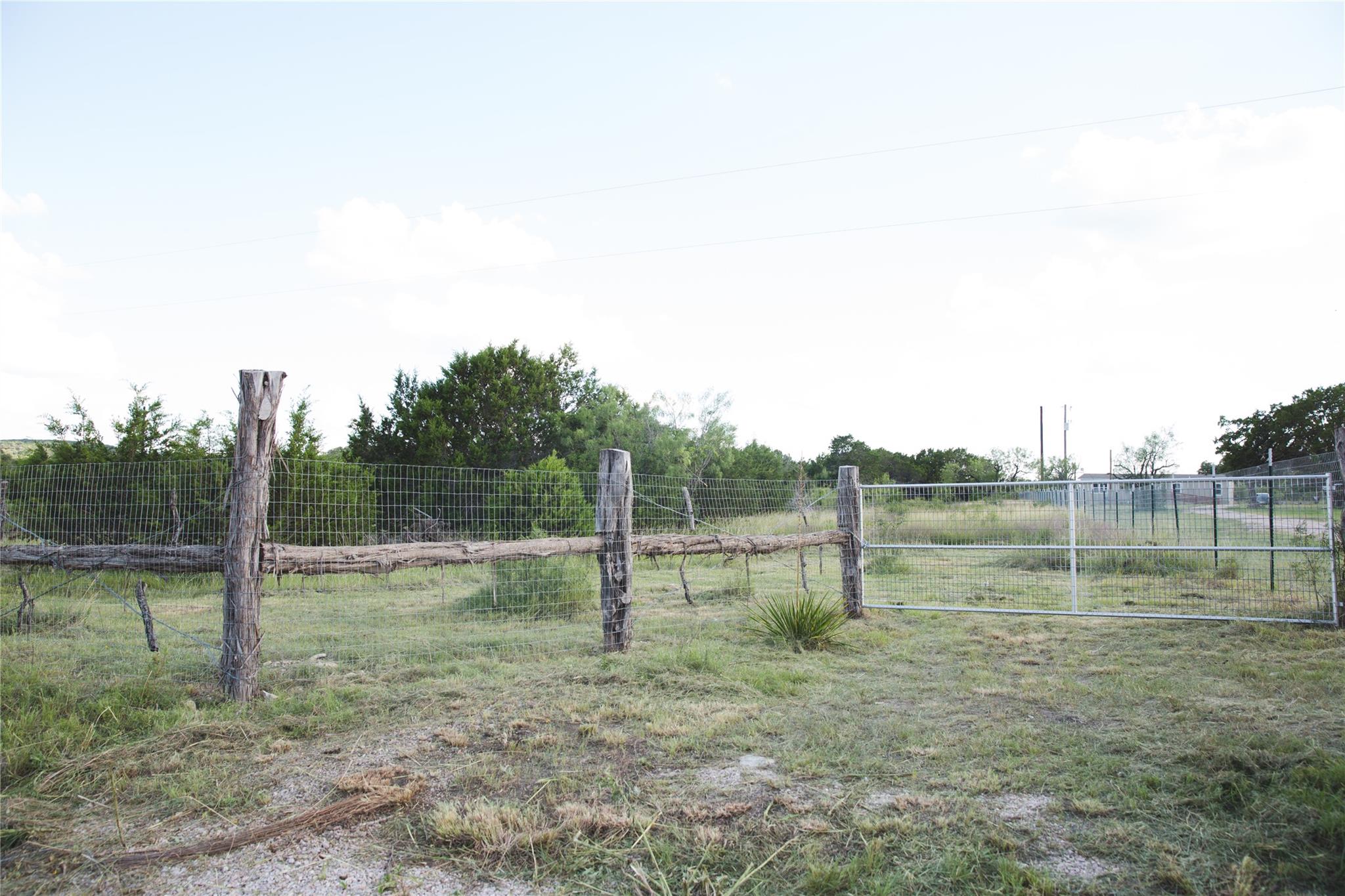 Lot 2 Cr 330 Burnet TX 78611