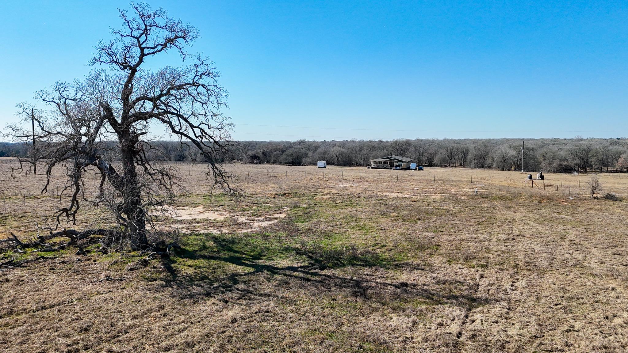 8244 Old Colony Line Road Dale TX 78616