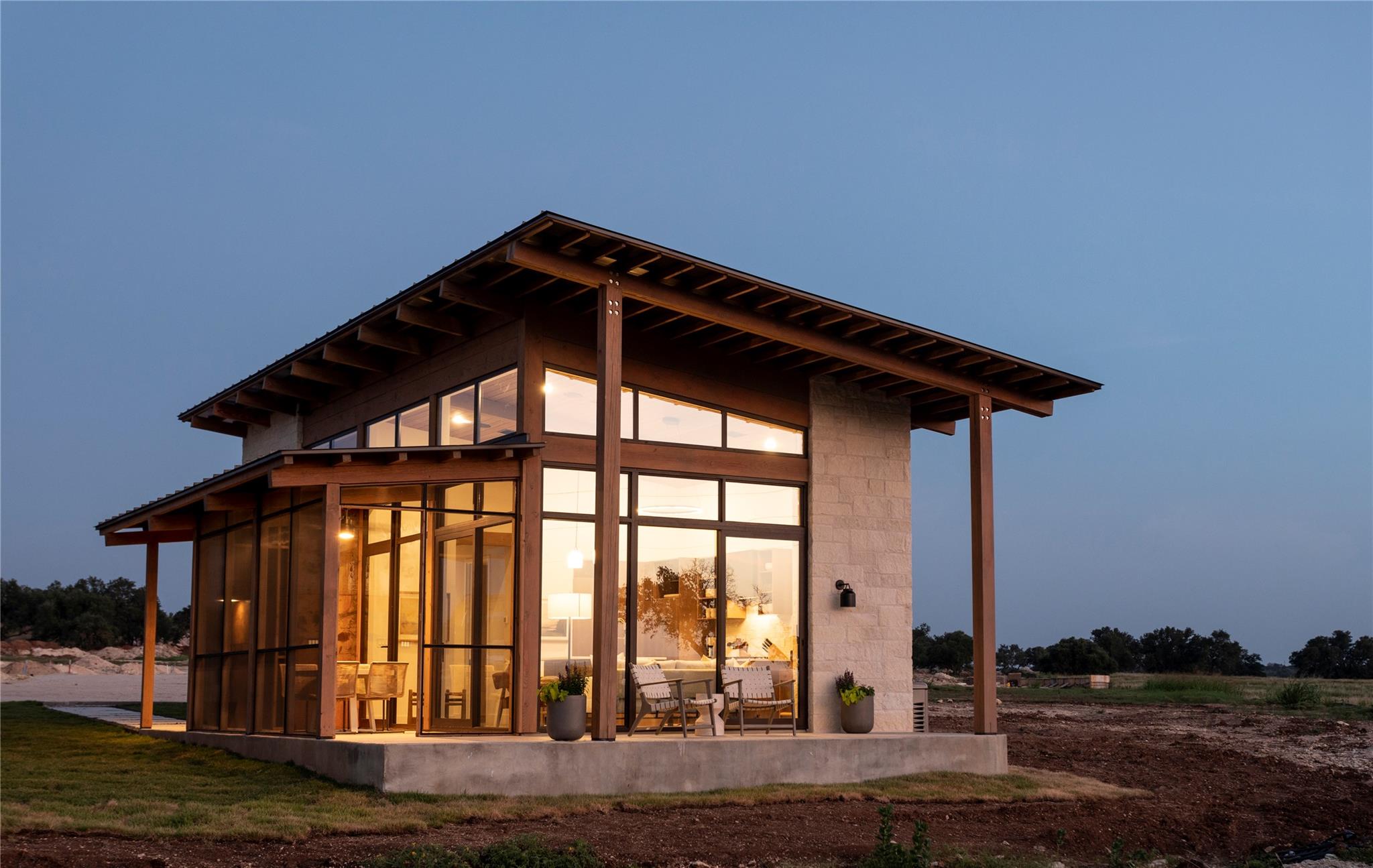 9361 W Us Highway 290 Hye TX 78635