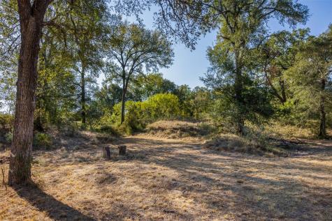 100 Westwood Road Lockhart TX 78644