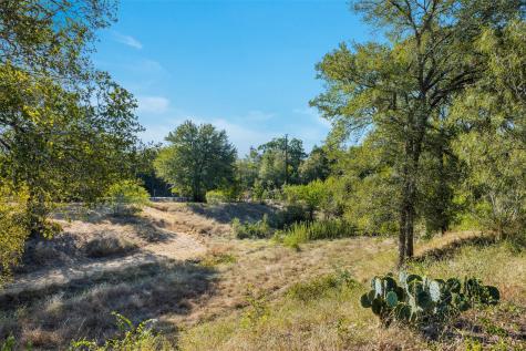 100 Westwood Road Lockhart TX 78644