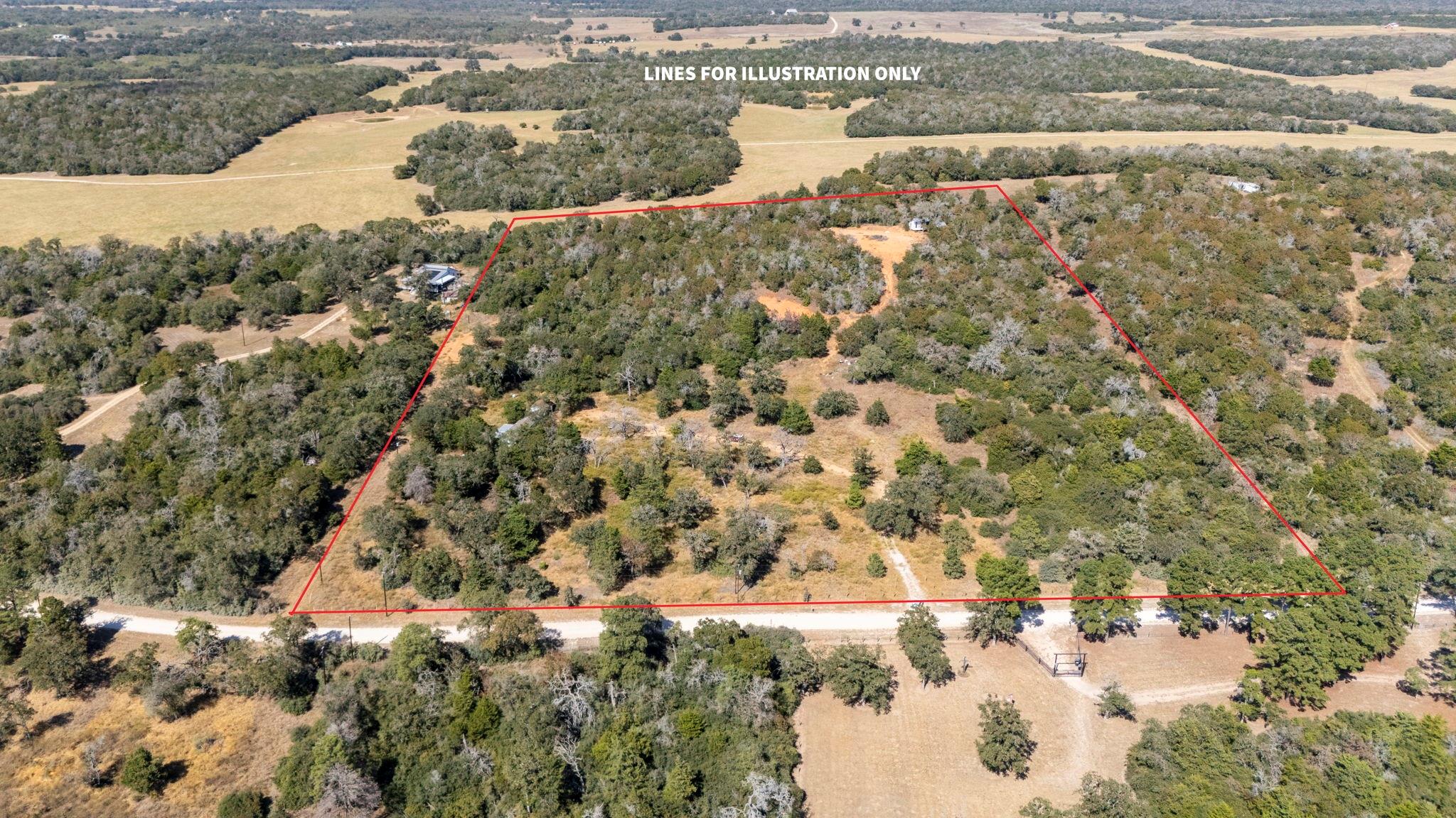 3115 Chuckwagon Road Luling TX 78648