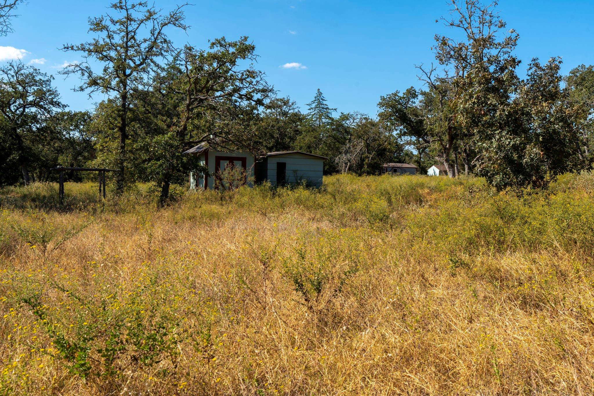 3115 Chuckwagon Road Luling TX 78648