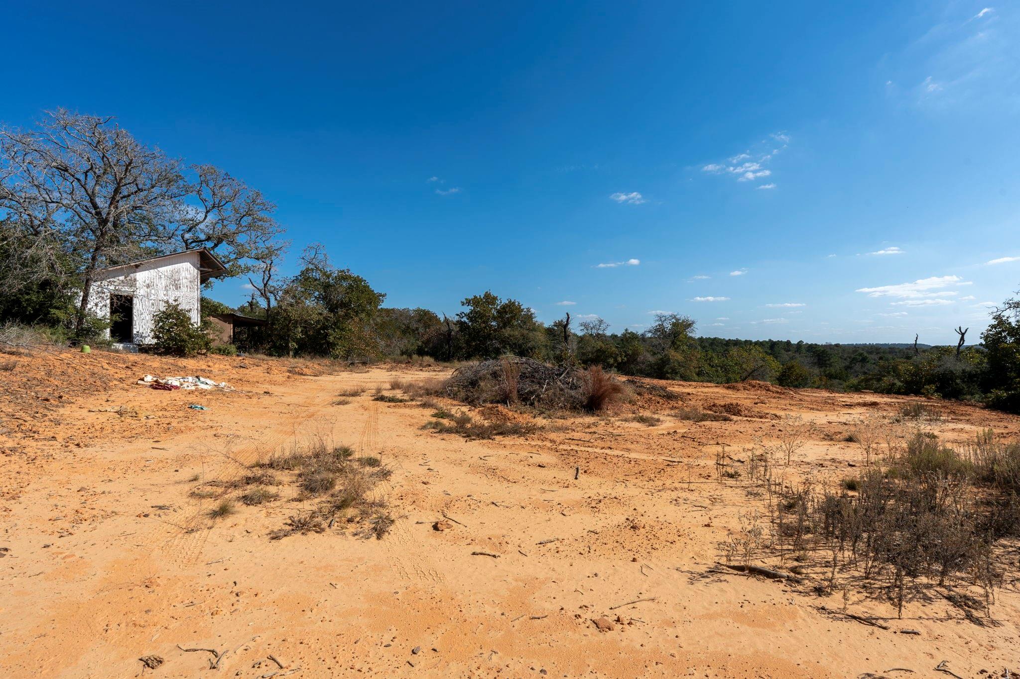 3115 Chuckwagon Road Luling TX 78648