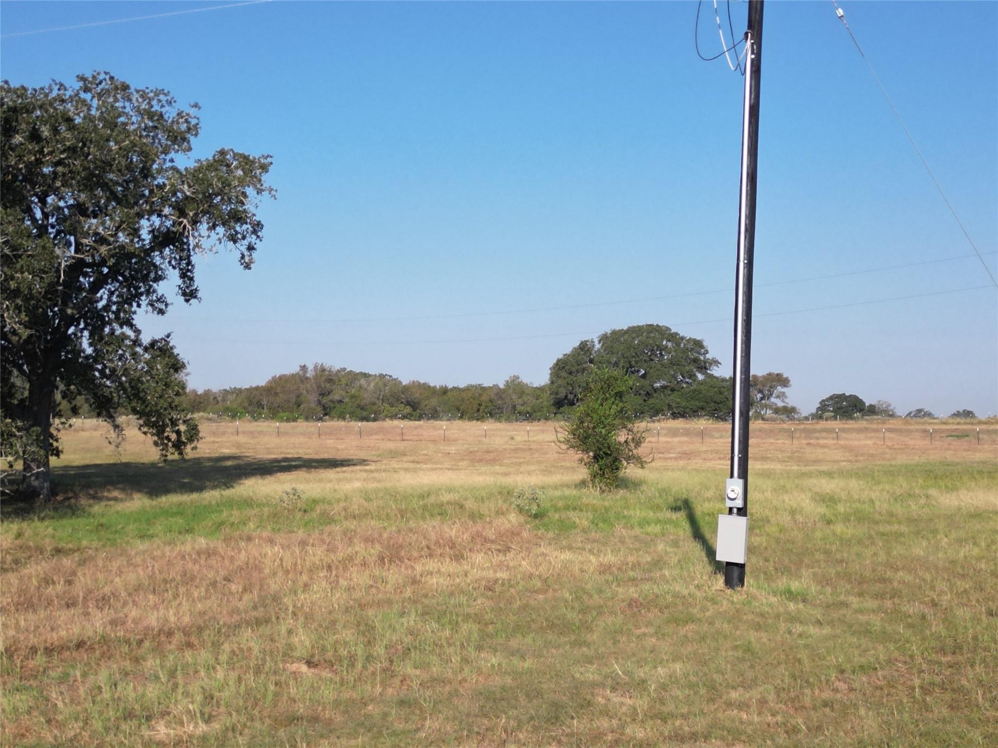 439 Arrow Lane Luling TX 78648