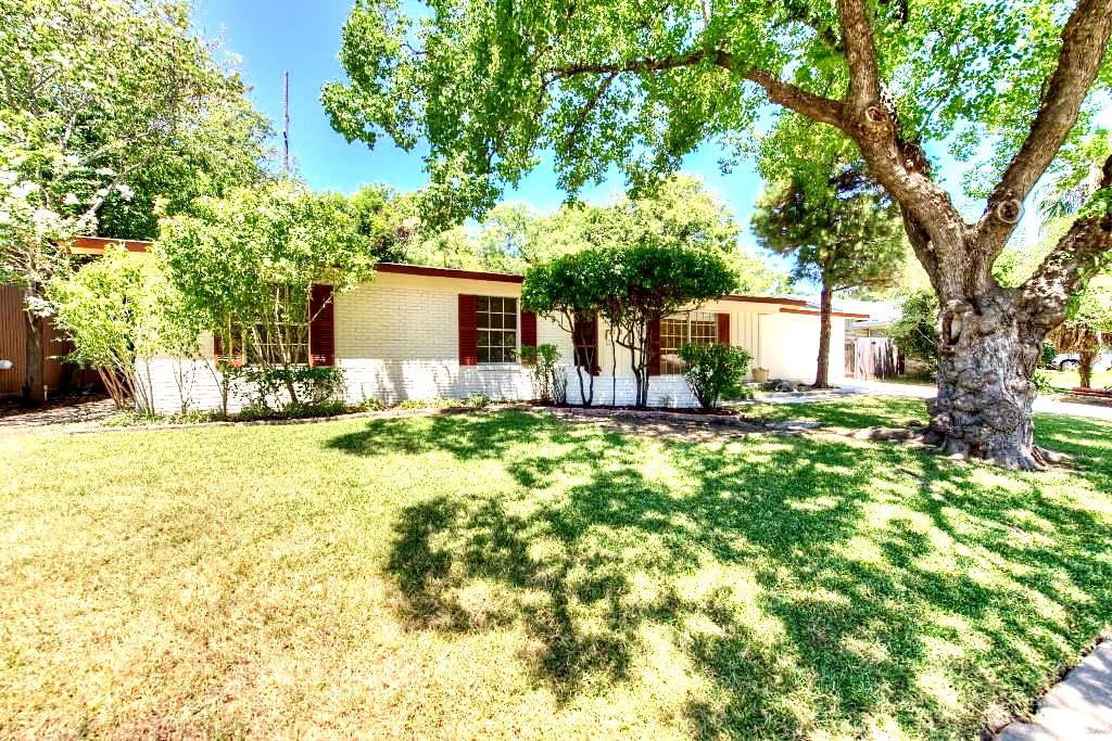5910 Marilyn Drive Austin TX 78757