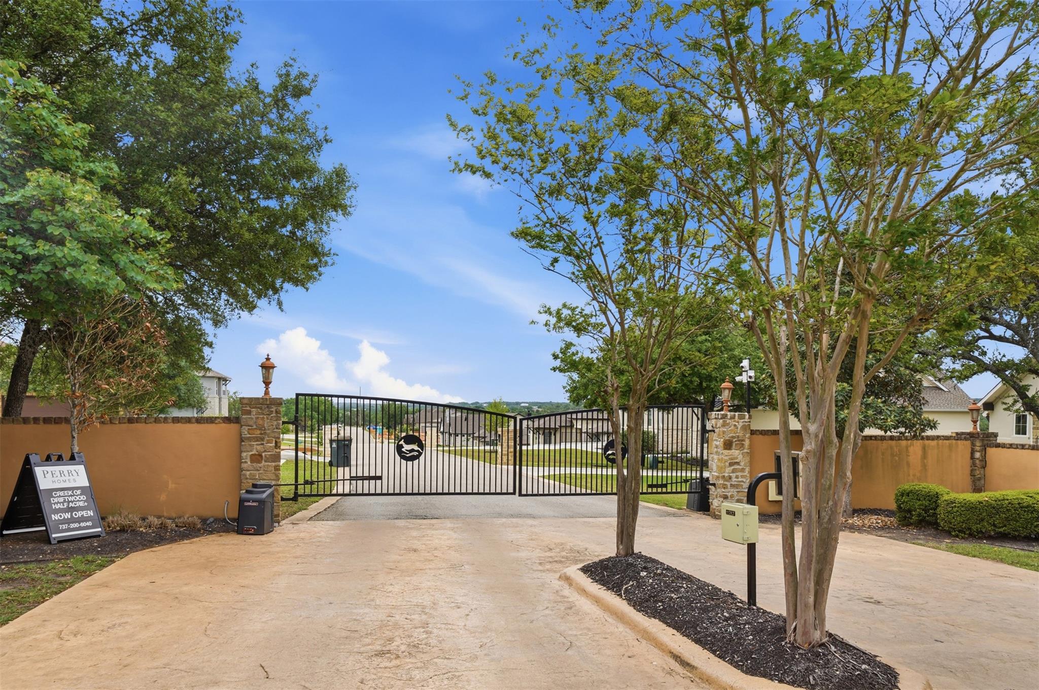 320 Onion Creek Lane Driftwood TX 78619