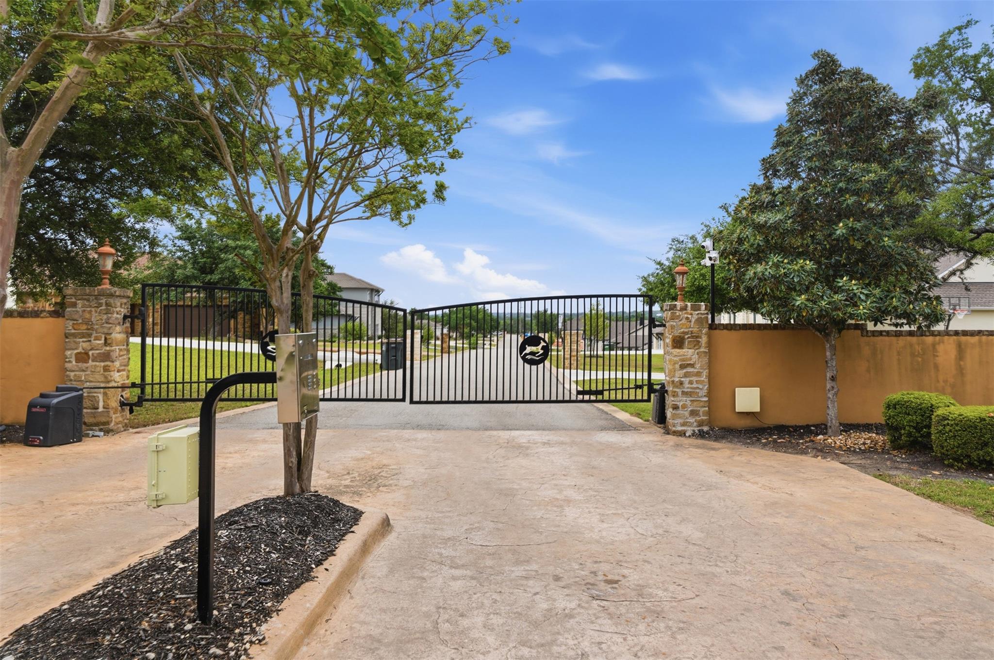 320 Onion Creek Lane Driftwood TX 78619