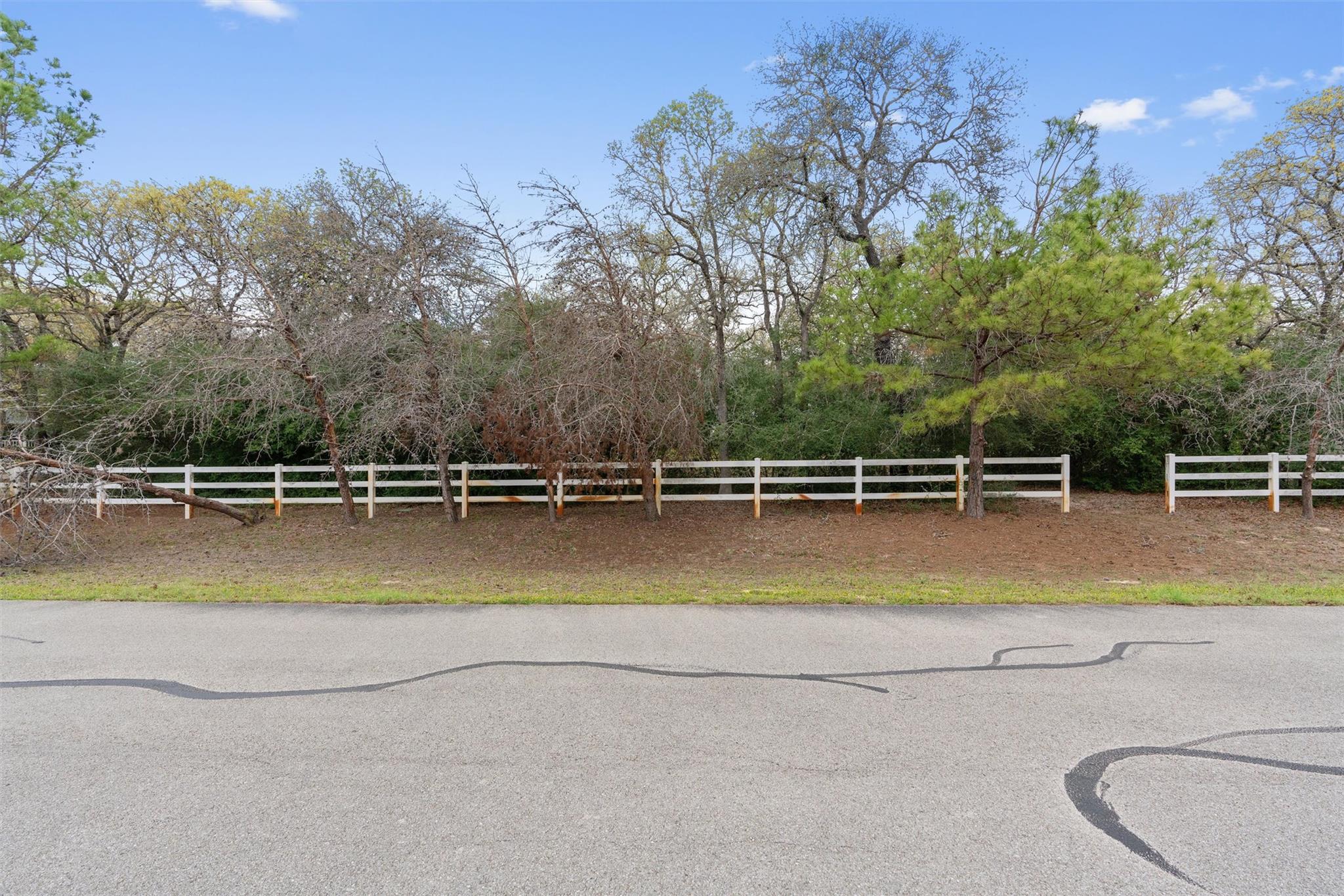 124 Kingwood Drive Elgin TX 78621