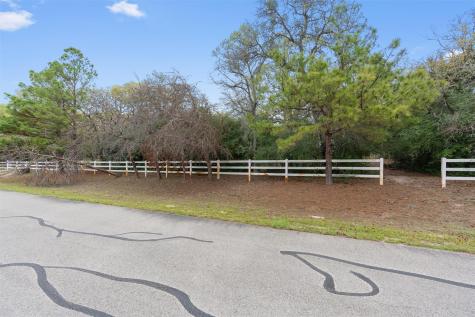 124 Kingwood Drive Elgin TX 78621