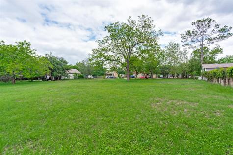 1110 Gravel Street San Marcos TX 78666