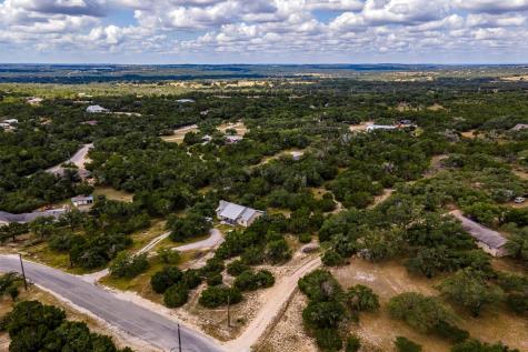 621 Deer Creek Circle Dripping Springs TX 78620