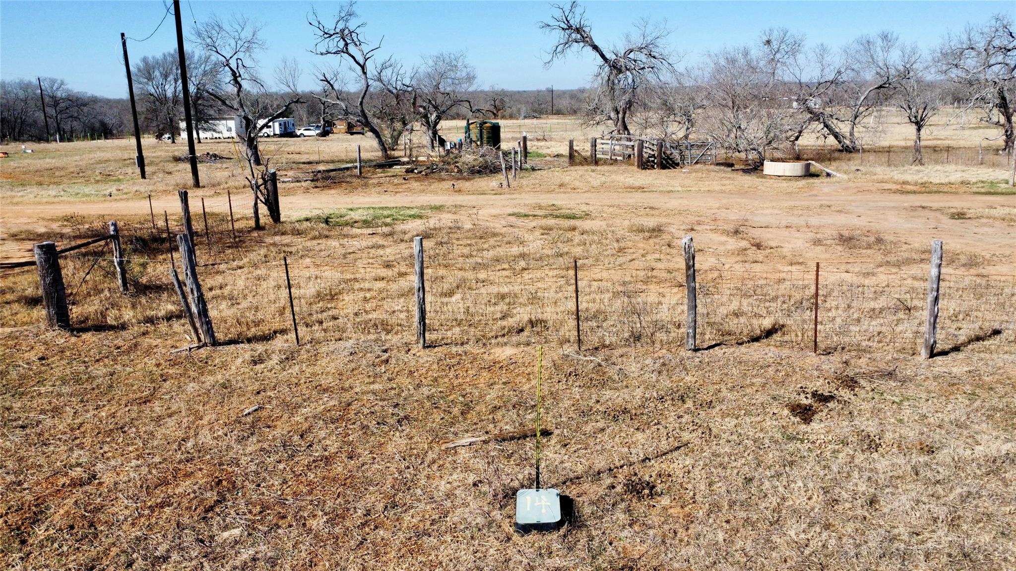 5633 Tenney Creek Road Luling TX 78648