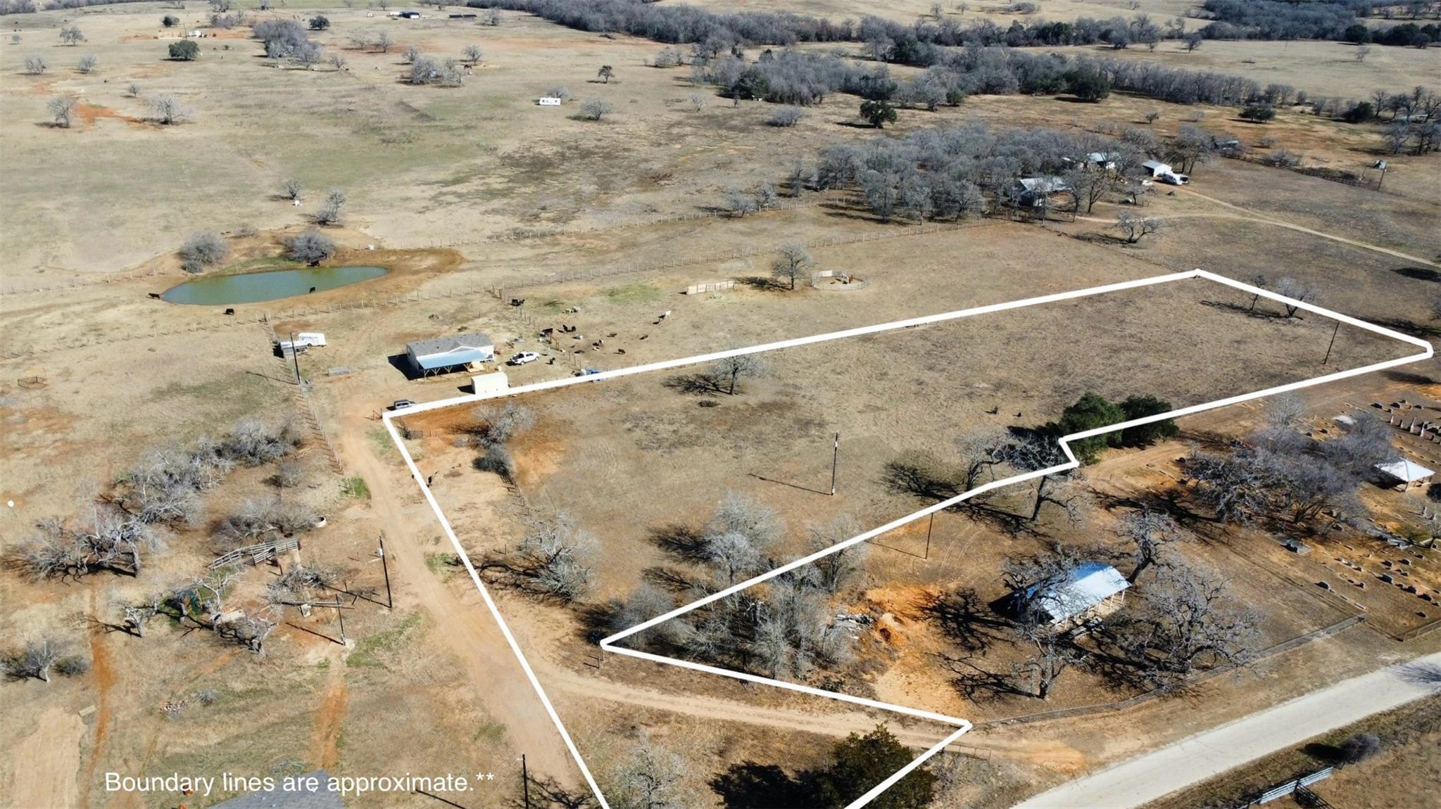 5633 Tenney Creek Road Luling TX 78648