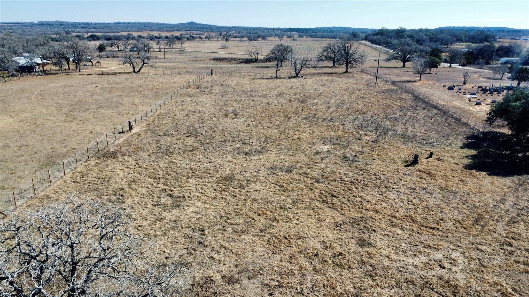 5633 Tenney Creek Road Luling TX 78648