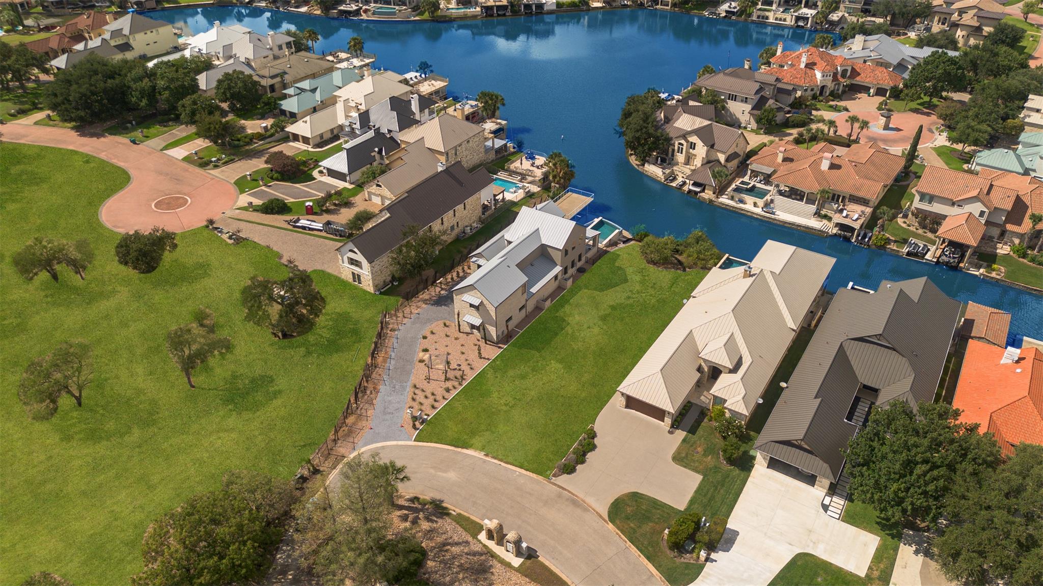 100 Wennmohs Place Horseshoe Bay TX 78657