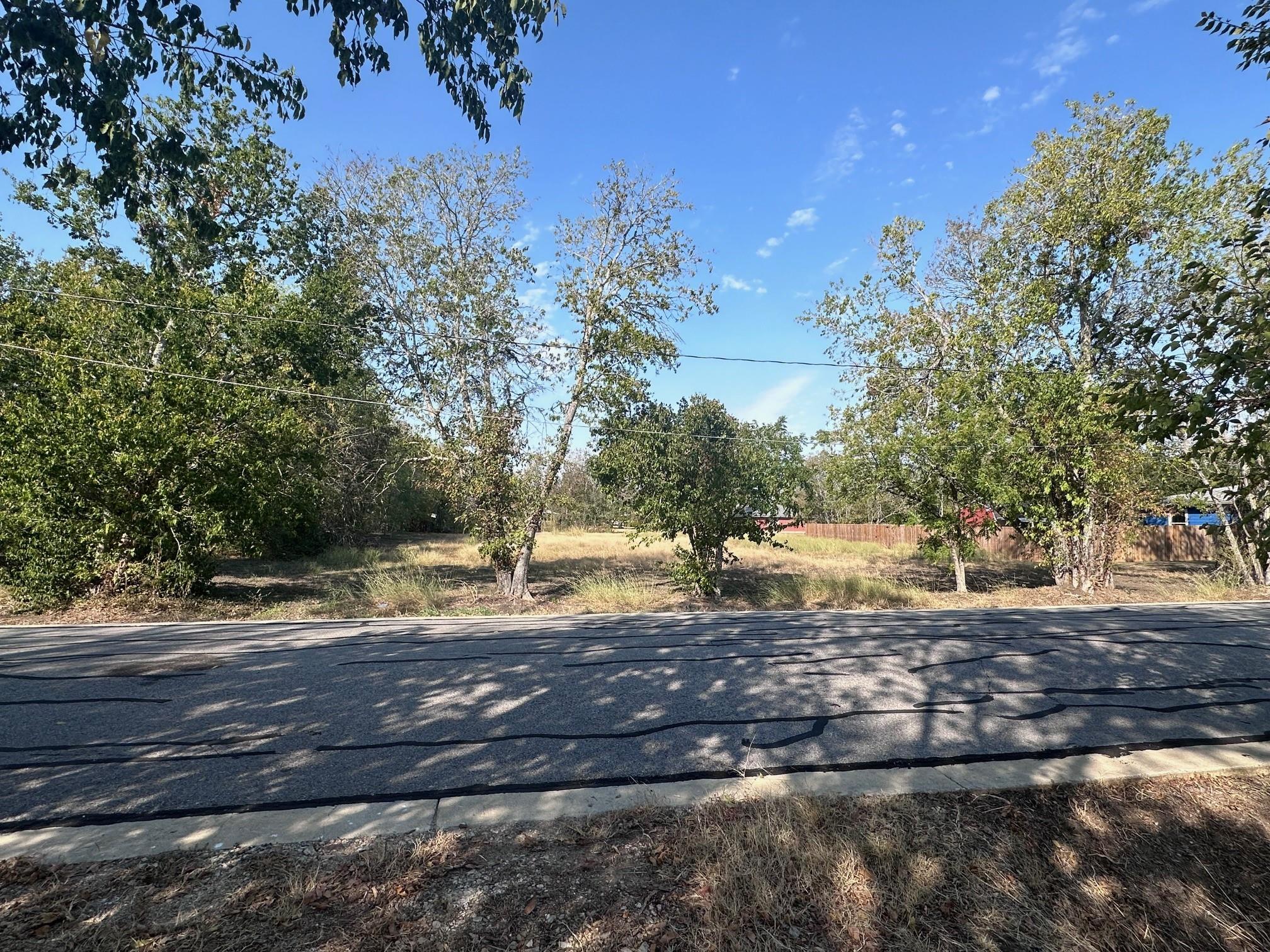 2204 Water Street Bastrop TX 78602