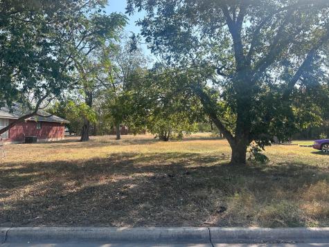 2204 Water Street Bastrop TX 78602