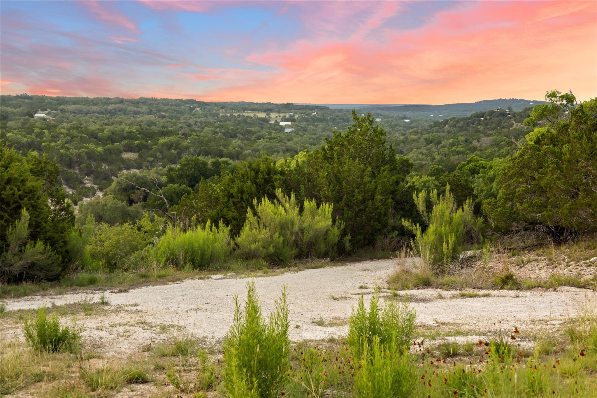900 Lost Valley Road Dripping Springs TX 78620