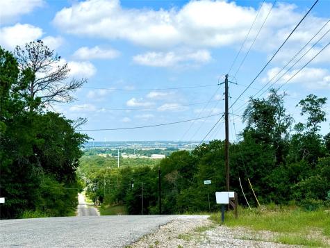 112, 114, 118 Kaimuki Court Bastrop TX 78602
