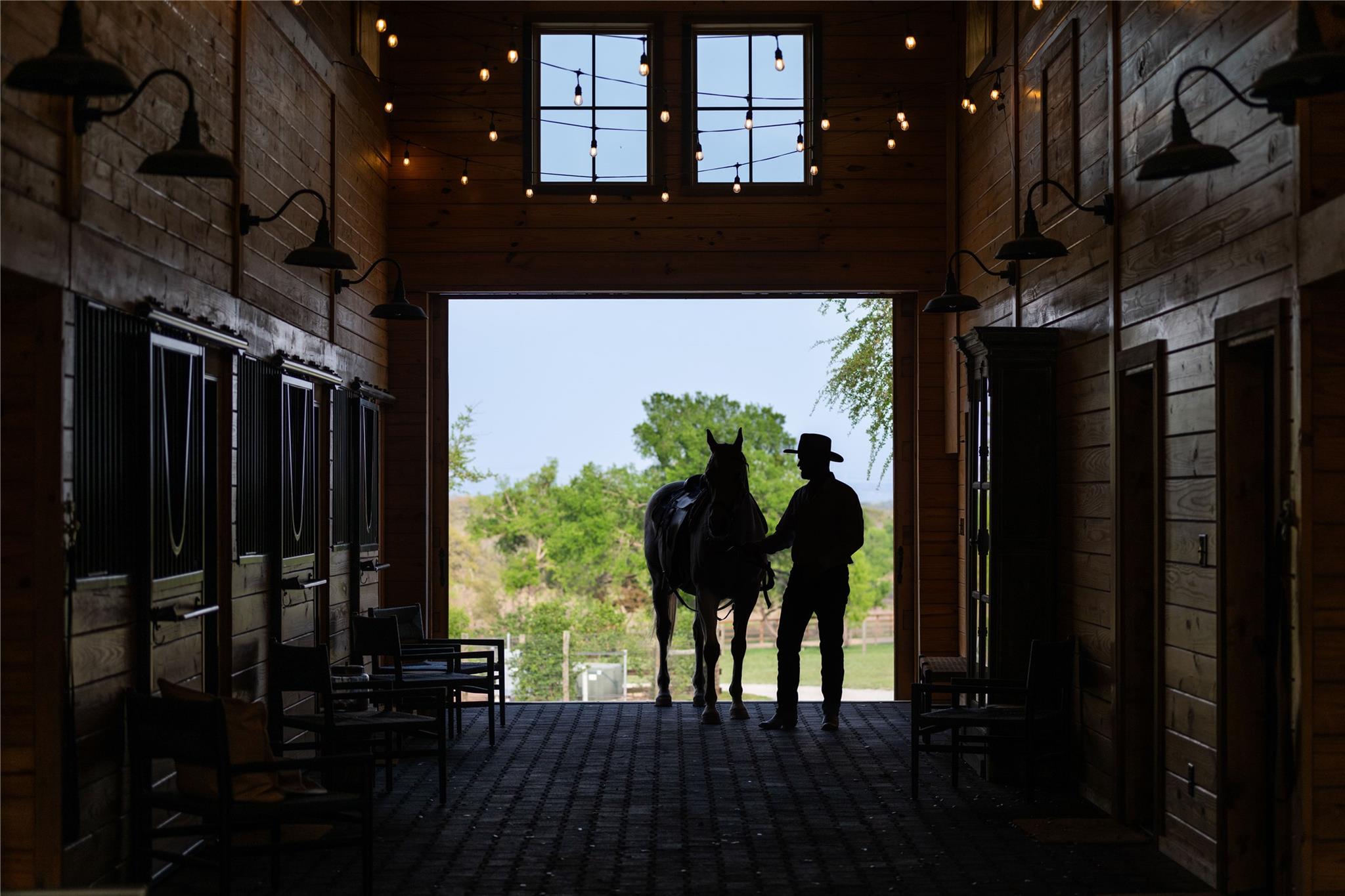 _ Pleasant Knoll Drive Road Spicewood TX 78669