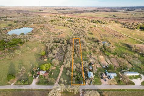 269 Old Lake Road Smithville TX 78957