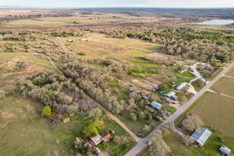 269 Old Lake Road Smithville TX 78957