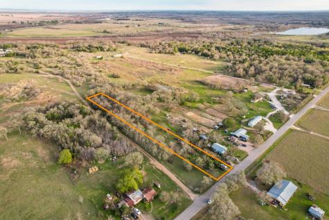 269 Old Lake Road Smithville TX 78957