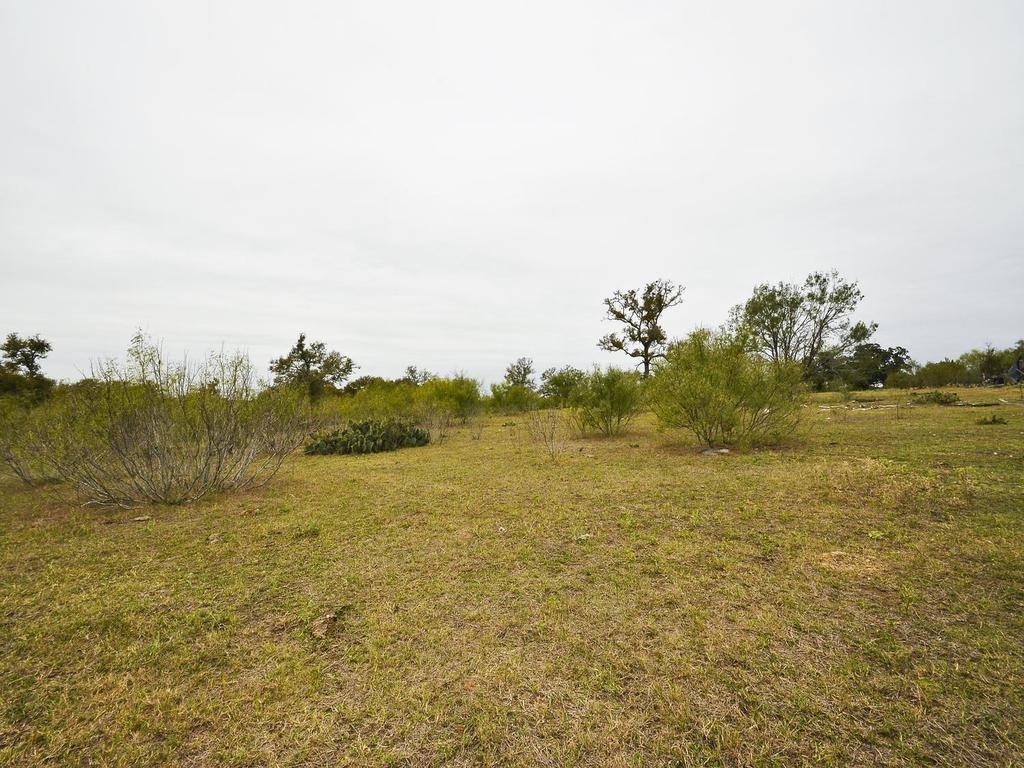277 Fm 672 Dale TX 78616