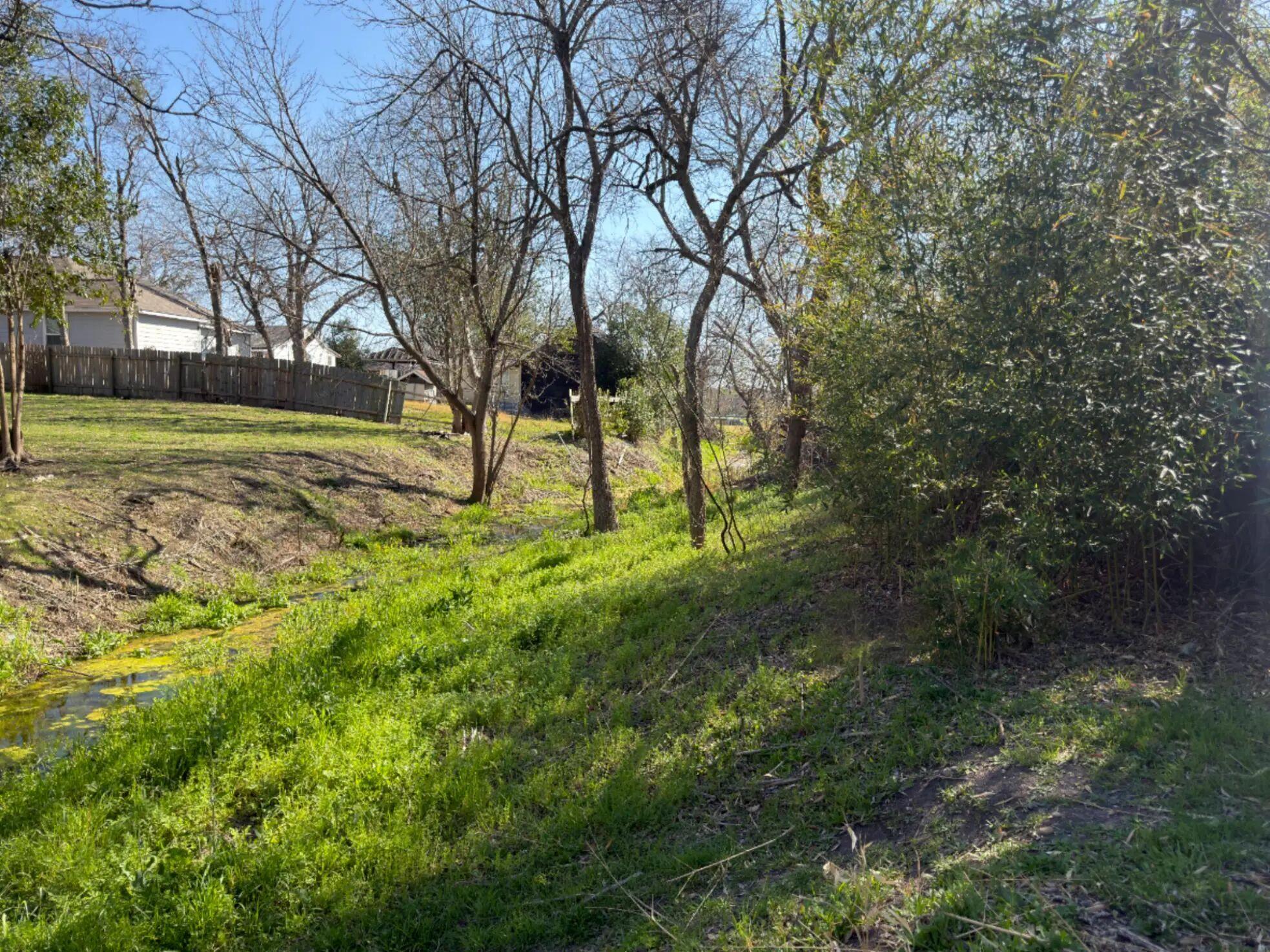 113 Royal Street Taylor TX 76574