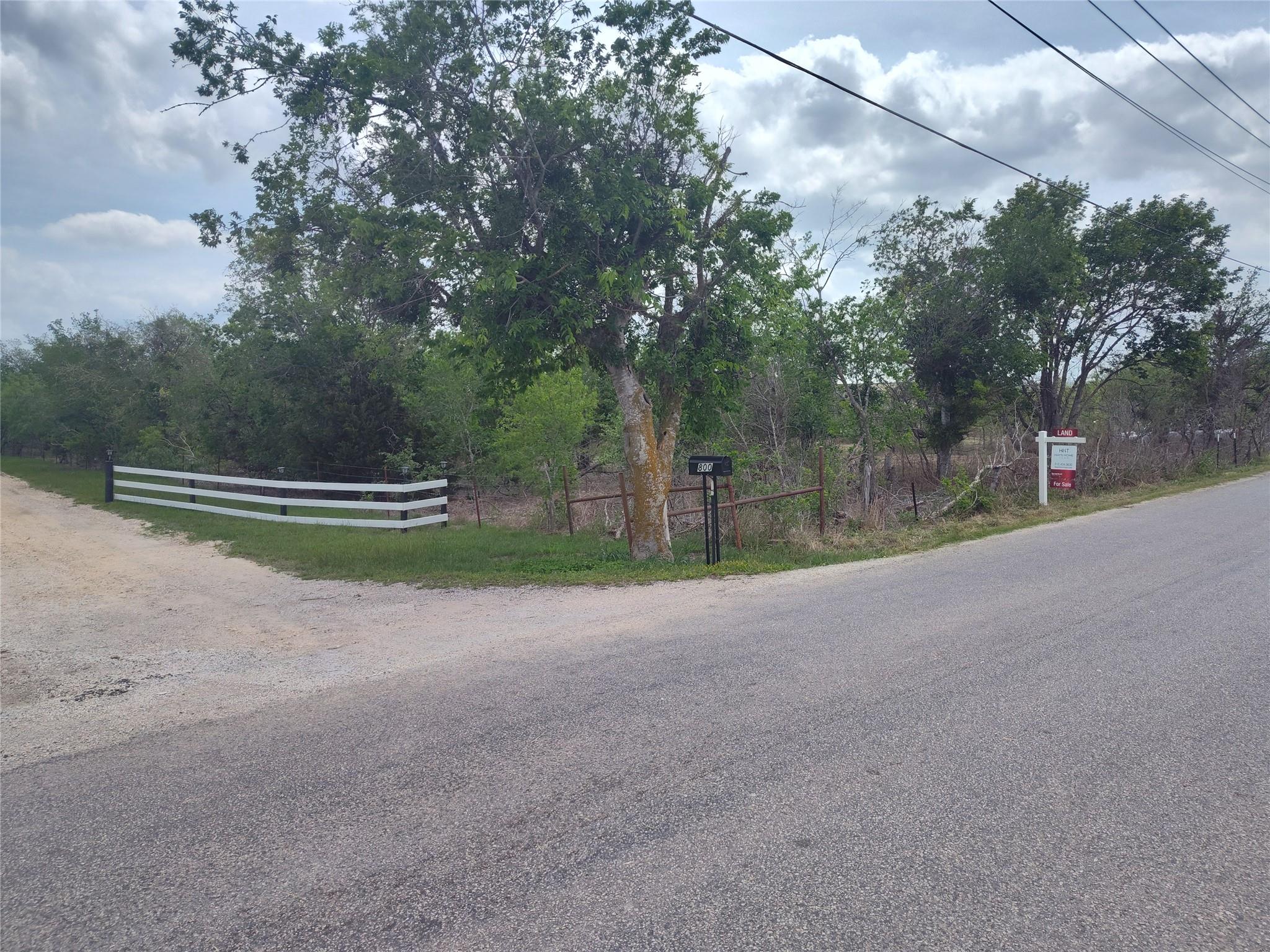 788 Williamson Road Niederwald TX 78640