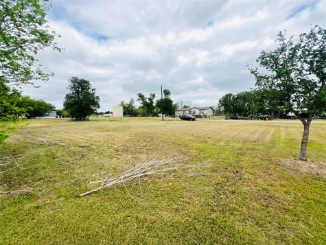 Tbd West 1st Street Street Cameron TX 76520