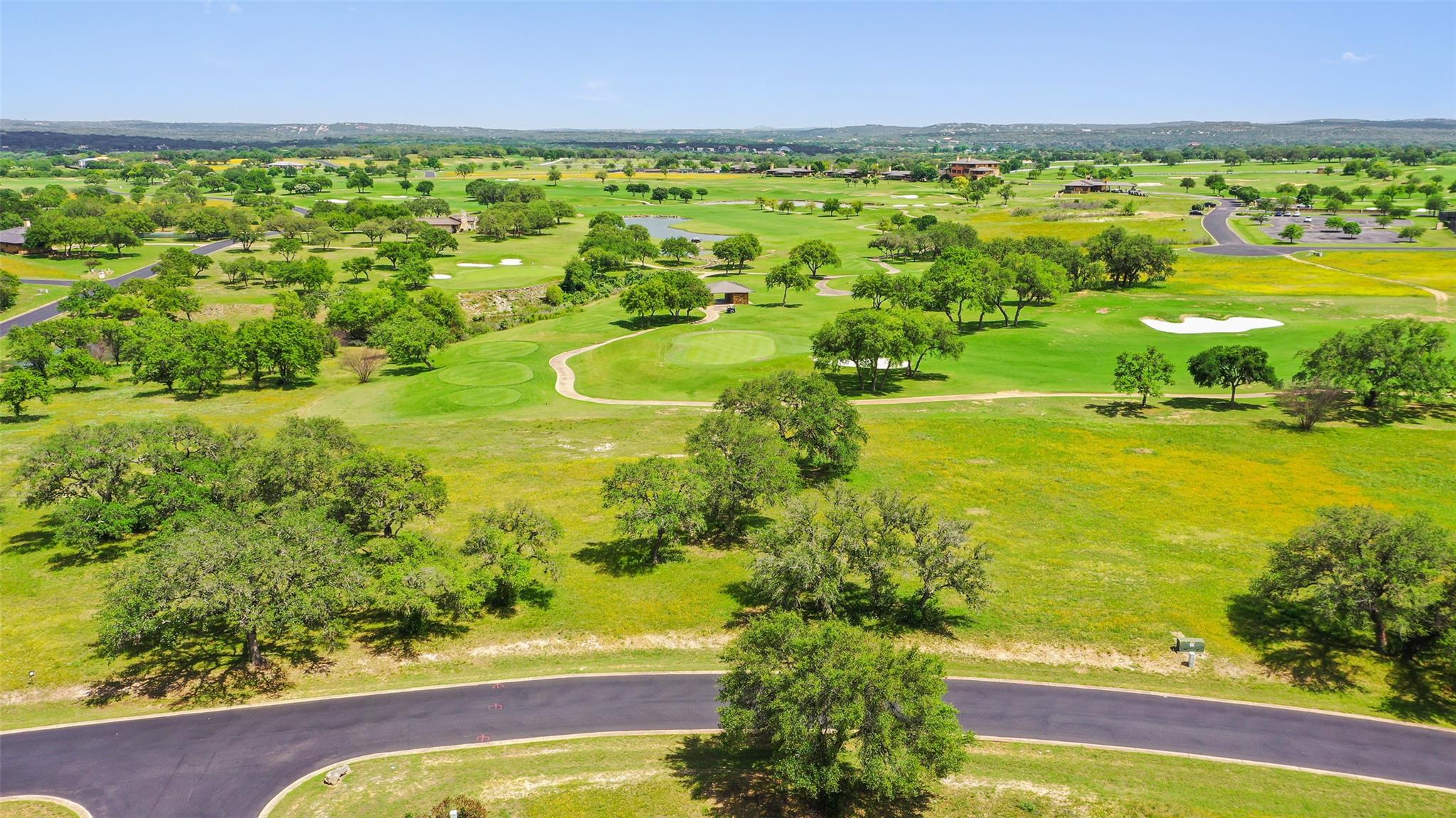 2711 Cliff Point Road Spicewood TX 78669