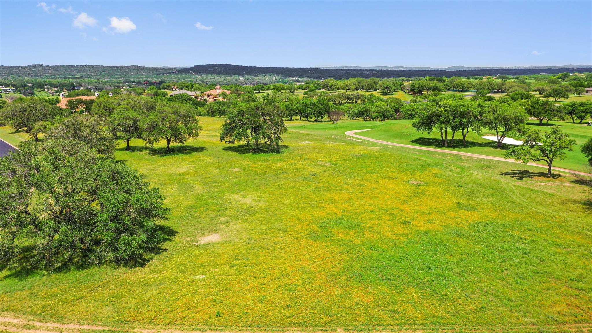 2711 Cliff Point Road Spicewood TX 78669