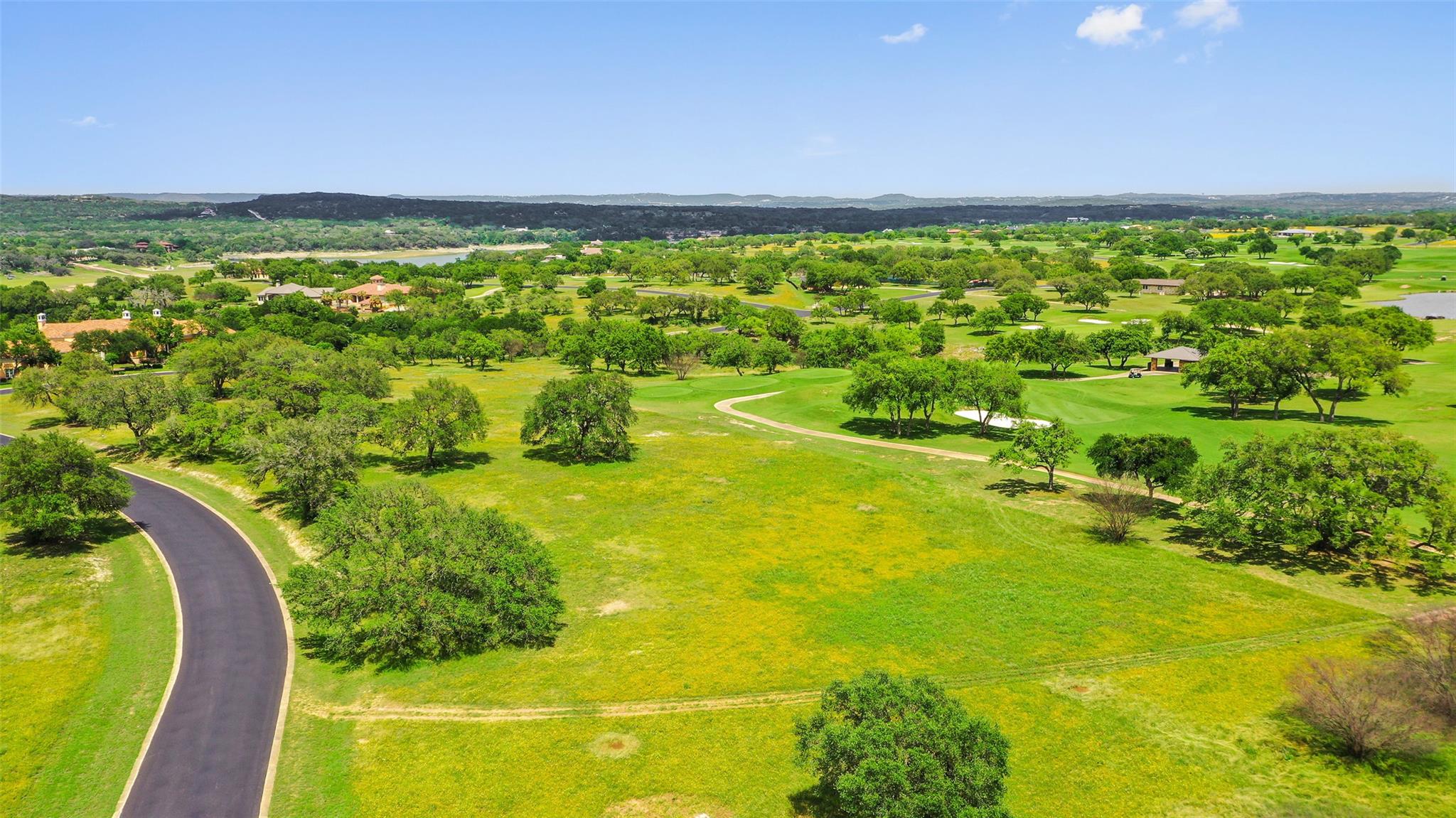 2711 Cliff Point Road Spicewood TX 78669