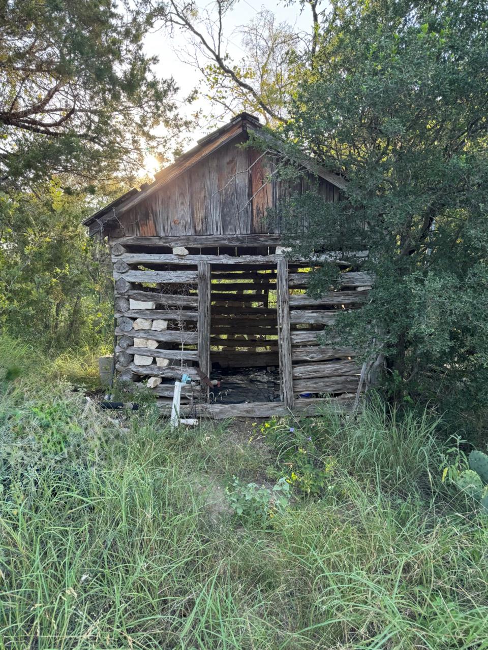 25723 Hamilton Pool Road Round Mountain TX 78654
