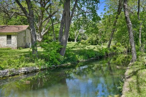 1717 Channel Road Austin TX 78746