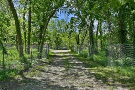 1717 Channel Road Austin TX 78746