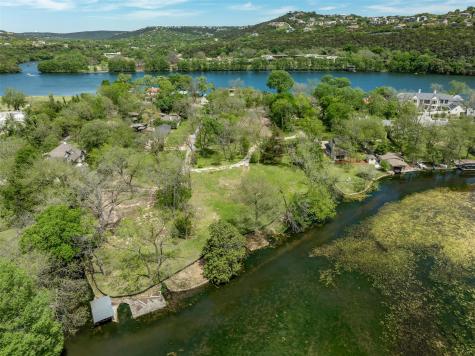 1717 Channel Road Austin TX 78746