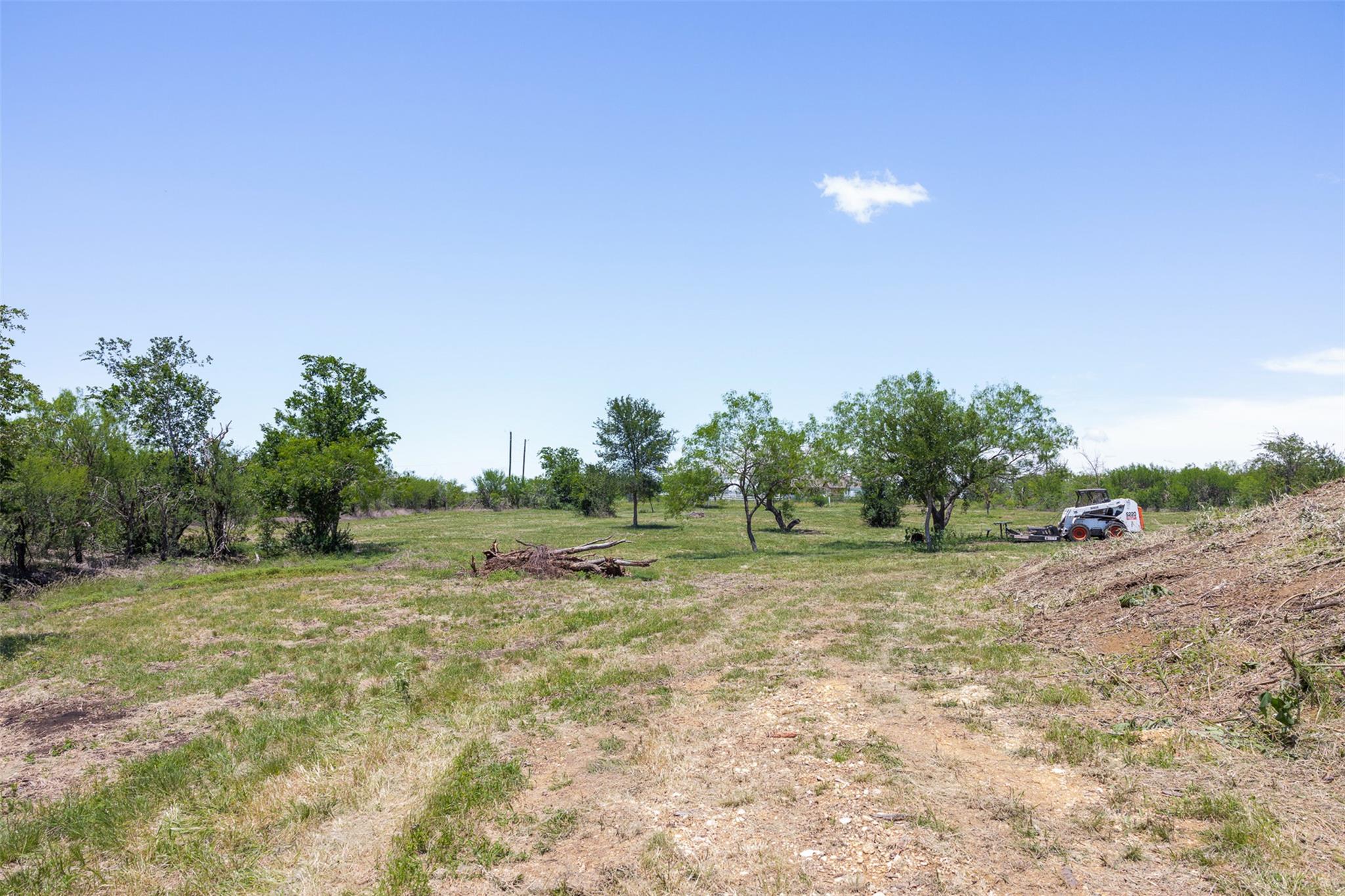 3710 Dry Creek Road Lockhart TX 78644