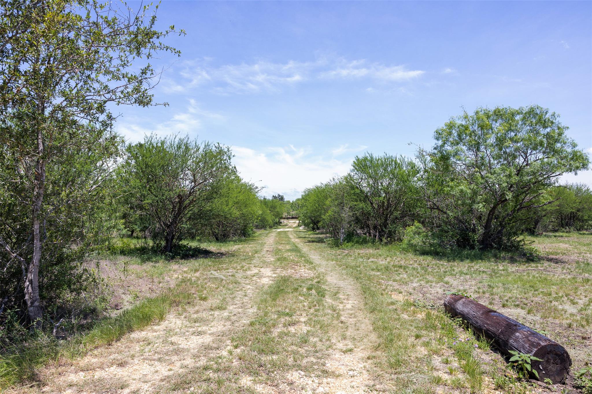 3710 Dry Creek Road Lockhart TX 78644