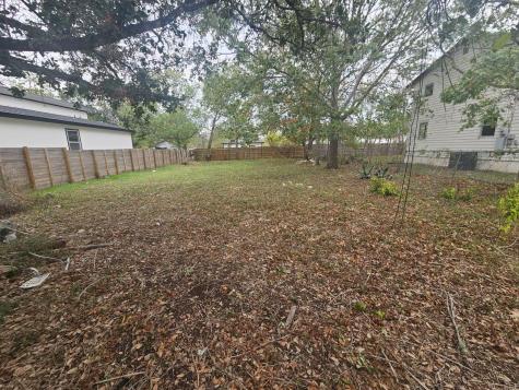 514 San Saba Street Lockhart TX 78644
