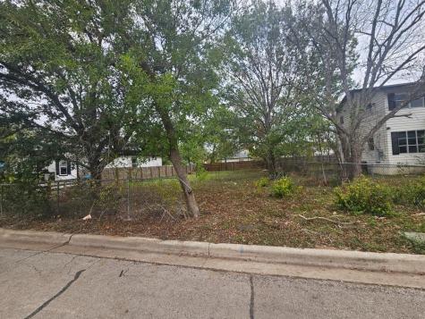 514 San Saba Street Lockhart TX 78644