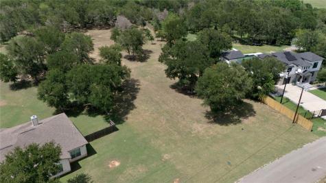 112 Creekwood Trail Cedar Creek TX 78612