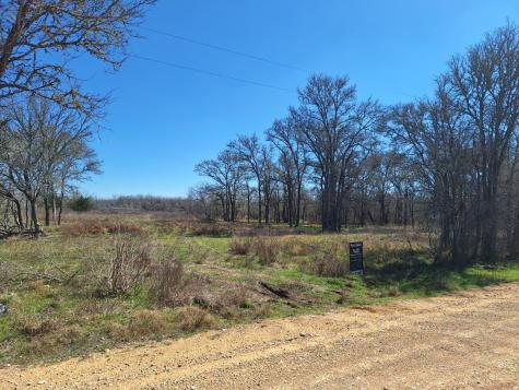 1554 Father Anderds Loop Flatonia TX 78941