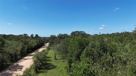 1554 Father Anderds Loop Flatonia TX 78941