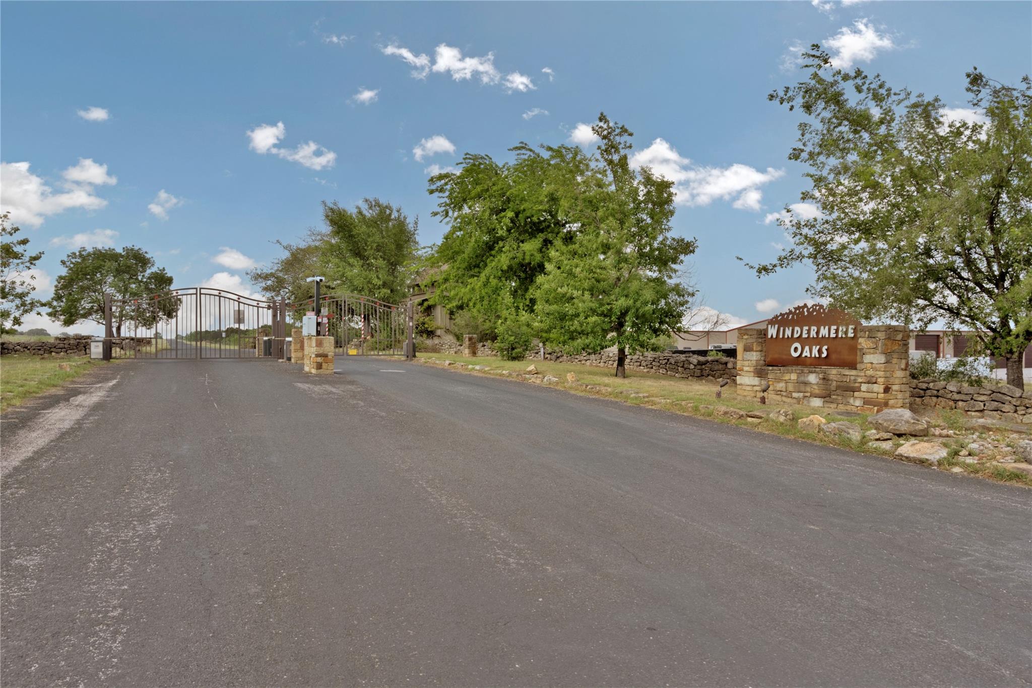 101 Center Cove II Loop Spicewood TX 78669
