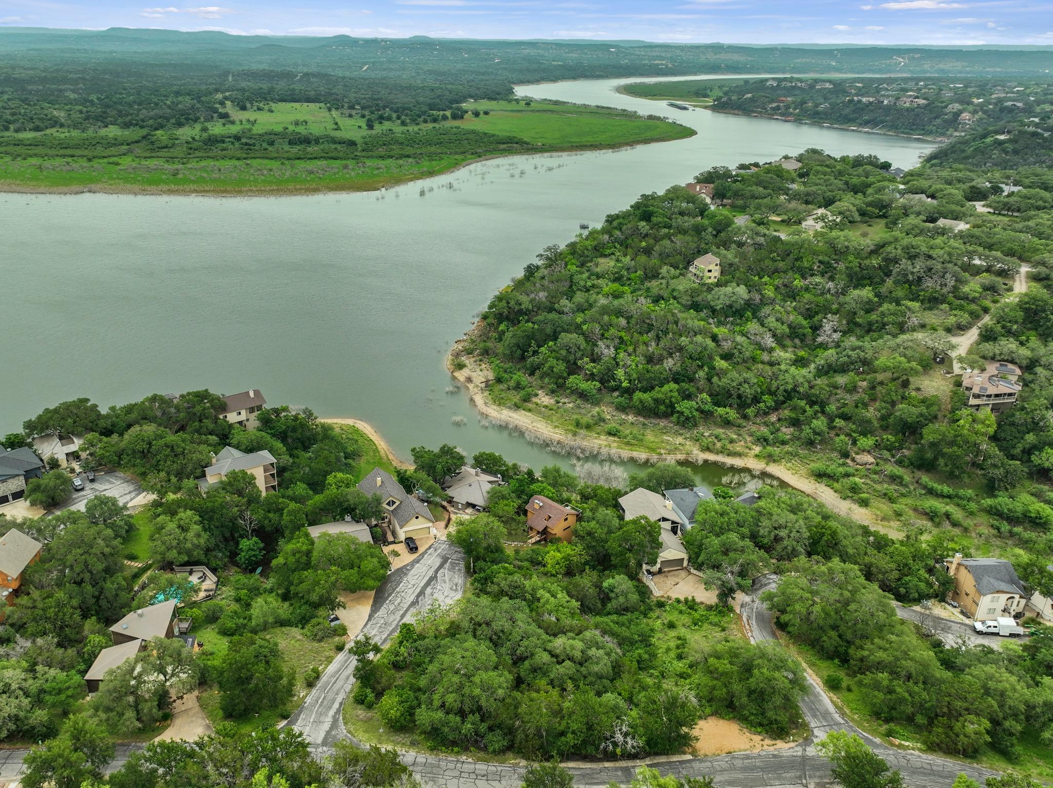 101 Center Cove II Loop Spicewood TX 78669