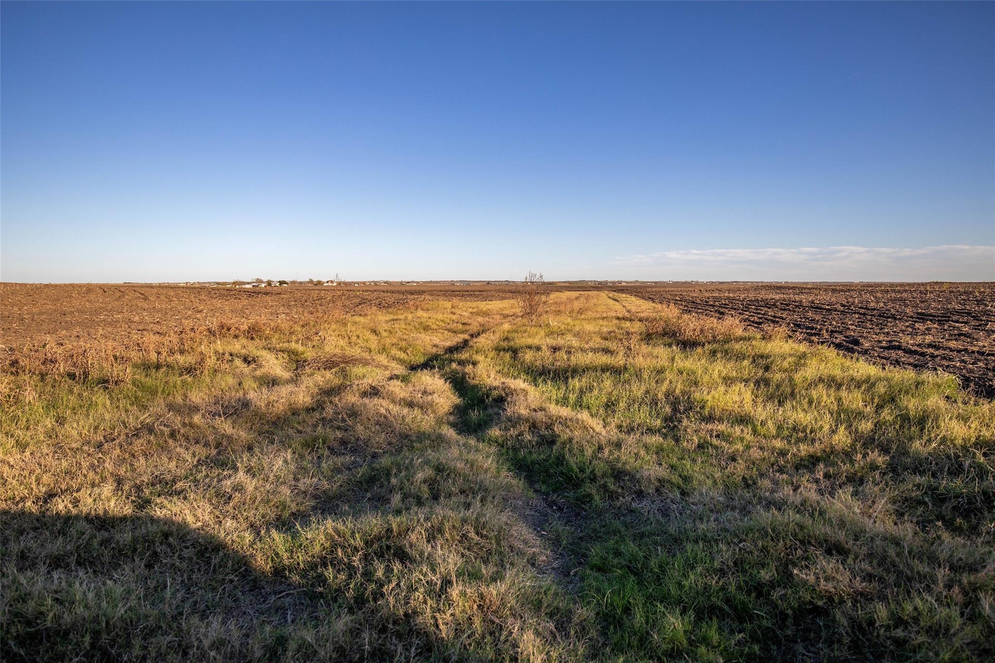 14914 Svenska Road Coupland TX 78615