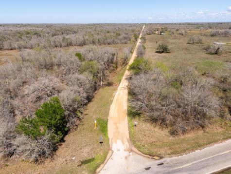 000 Fm 2814 Waelder TX 78959
